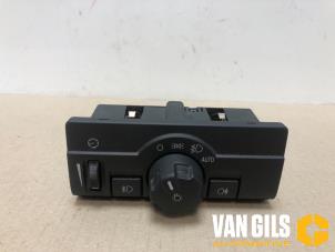 Usados Interruptor de luz Landrover Freelander II 2.2 td4 16V Precio de solicitud ofrecido por Van Gils Automotive