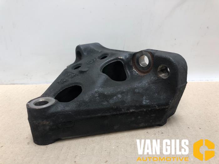 Engine mount Toyota C-HR 1.8 16V Hybrid - 1231537060 2ZR