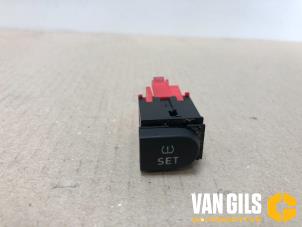Used Pressure switch Seat Leon (1P1) 1.4 16V Price on request offered by Van Gils Automotive