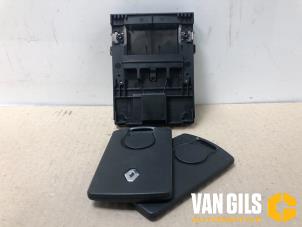 Used Ignition lock + key Renault Scénic III (JZ) 2.0 16V CVT Price on request offered by Van Gils Automotive
