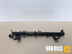 Used Fuel injector nozzle Ford Focus 2 1.4 16V Price on request offered by Van Gils Automotive