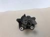 Rear brake calliper, left from a Renault Clio III (BR/CR) 1.2 16V Tce 2012