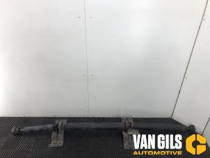 Used 4x4 front intermediate driveshaft Landrover Freelander II 2.2 td4 16V Price on request offered by Van Gils Automotive