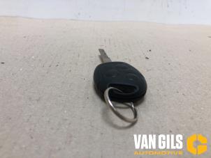 Gebrauchte Schlüssel Ford Focus C-Max 1.6 16V Preis € 30,00 Margenregelung angeboten von Van Gils Automotive