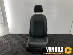 Usados Asiento derecha Volkswagen Golf VII (AUA) 1.6 TDI 16V Precio de solicitud ofrecido por Van Gils Automotive