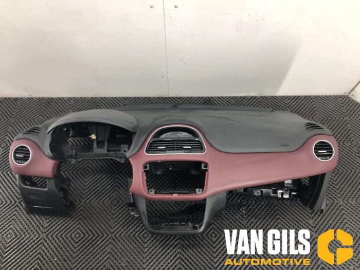 Panel z Fiat Punto Evo (199) 1.3 JTD Multijet 85 16V Euro 5 2010