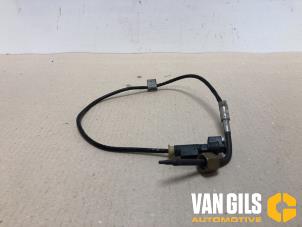 Usados Sensor de temperatura de escape Mercedes B (W247) 2.0 B-200d Precio € 29,99 Norma de margen ofrecido por Van Gils Automotive