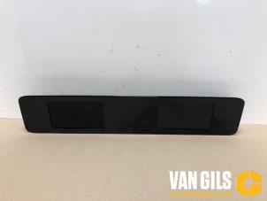 Used Navigation display Mercedes B (W247) 2.0 B-200d Price € 599,99 Margin scheme offered by Van Gils Automotive