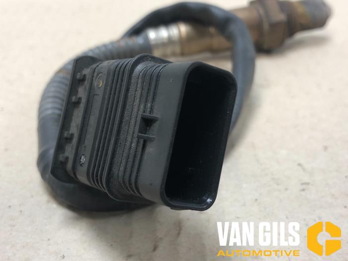 Lambda probe from a BMW 5 serie Touring (F11) 535i 24V TwinPower Turbo 2010