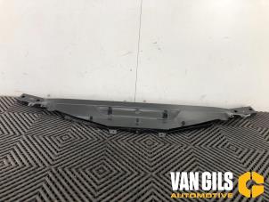 Used Radiator bar BMW 5 serie Touring (F11) 535i 24V TwinPower Turbo Price on request offered by Van Gils Automotive