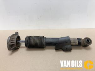 Used Rear shock absorber, right BMW 5 serie Touring (F11) 535i 24V TwinPower Turbo Price on request offered by Van Gils Automotive