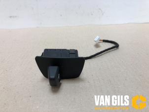 Used Steering wheel adjustment switch BMW 5 serie Touring (F11) 535i 24V TwinPower Turbo Price on request offered by Van Gils Automotive
