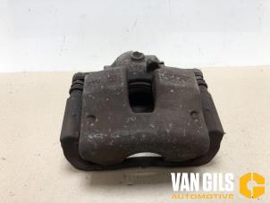 Used Front brake calliper, left Mercedes C Estate (S204) 2.5 C-230 V6 24V Price on request offered by Van Gils Automotive