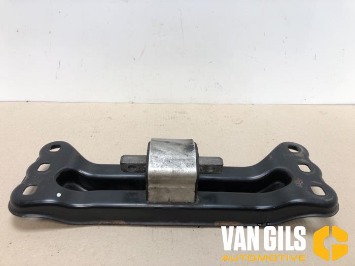 Used Engine mount Mercedes C Estate (S204) 2.5 C-230 V6 24V Price € 30,00 Margin scheme offered by Van Gils Automotive
