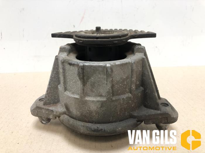 Used Engine mount Mercedes C Estate (S204) 2.5 C-230 V6 24V Price € 30,00 Margin scheme offered by Van Gils Automotive