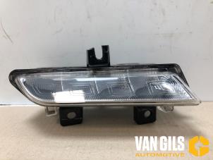 Used Daytime running light, right Renault Clio IV (5R) 1.5 Energy dCi 90 FAP Price € 45,00 Margin scheme offered by Van Gils Automotive