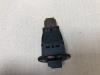 Airbag switch from a Renault Clio IV (5R) 1.5 Energy dCi 90 FAP 2013