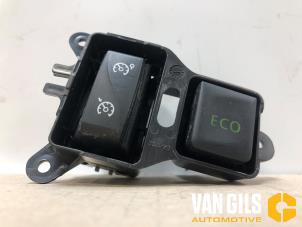 Used Cruise control switch Renault Clio IV (5R) 1.5 Energy dCi 90 FAP Price on request offered by Van Gils Automotive