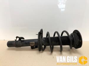 Used Front shock absorber, right Volvo V60 I (FW/GW) 2.4 D5 20V Autom. Price on request offered by Van Gils Automotive