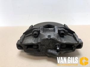 Used Front brake calliper, right Volvo V60 I (FW/GW) 2.4 D5 20V Autom. Price on request offered by Van Gils Automotive