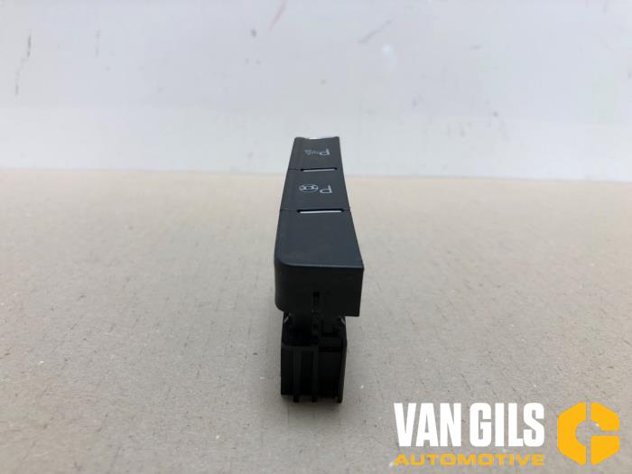 PDC switch from a Volkswagen Golf VII (AUA) 1.4 TSI 16V 2012