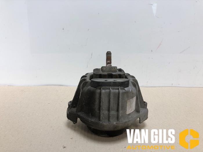 Usagé Support moteur BMW 1 serie (E87/87N) 116i 1.6 16V Prix € 30,00 Règlement à la marge proposé par Van Gils Automotive
