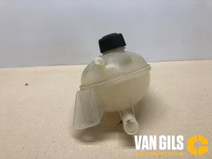 Used Expansion vessel Renault Clio IV (5R) 1.5 Energy dCi 90 FAP Price on request offered by Van Gils Automotive