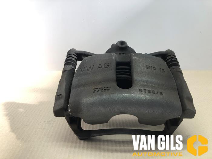 Gebrauchte Bremszange links vorne Volkswagen Golf VII (AUA) 1.4 TSI 16V Preis € 45,00 Margenregelung angeboten von Van Gils Automotive