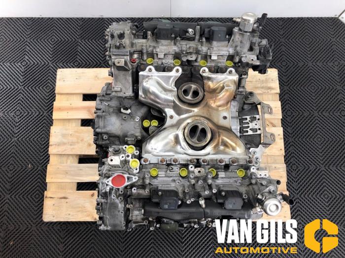 Engine from a Mercedes-AMG E-Klasse AMG (W213) 4.0 E-63 S AMG V8 Turbo 4-Matic+ 2018