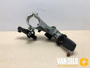 Used Ignition lock + key Peugeot Bipper (AA) 1.4 HDi Price on request offered by Van Gils Automotive