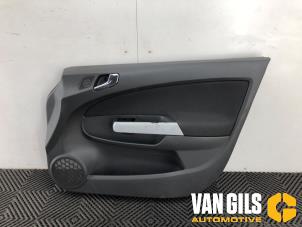 Usados Tapizado de puerta de 4 puertas derecha delante Opel Corsa D 1.4 16V Twinport Precio de solicitud ofrecido por Van Gils Automotive
