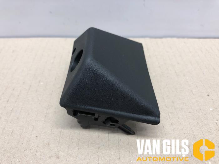 Cover, miscellaneous Opel Astra L 1.2 Turbo 100 12V - 9840194680