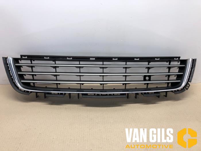 Używane Grill Opel Astra H SW (L35) 1.6 16V Twinport Cena € 60,00 Procedura marży oferowane przez Van Gils Automotive