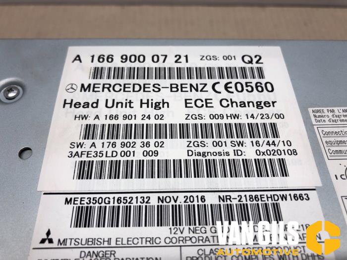 Regeleinheit Multi Media van een Mercedes-AMG GLE AMG Coupe (C292) 5.5 63 S AMG V8 biturbo 32V 4-Matic 2017