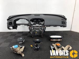 Usagé Airbag set + dashboard Opel Insignia 2.0 CDTI 16V 140 ecoFLEX Prix sur demande proposé par Van Gils Automotive