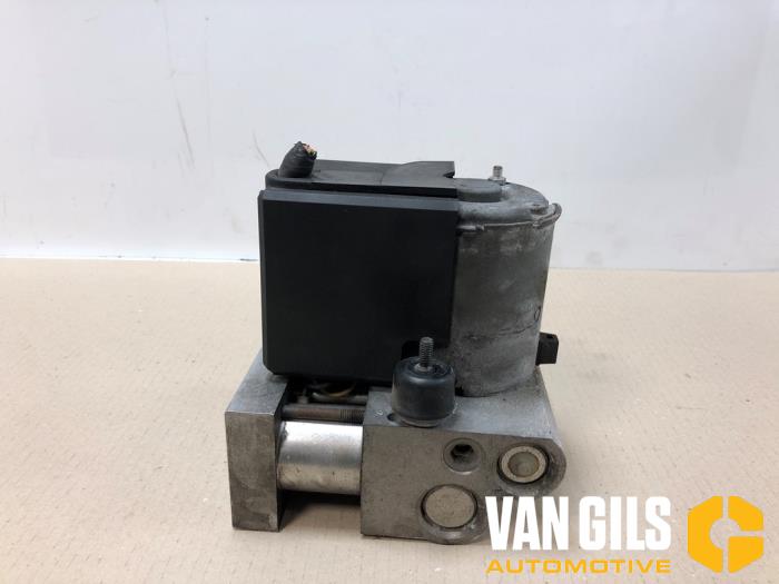 Gebrauchte ABS Pumpe Volvo 960 I Estate 2.5i 24V Preis € 25,00 Margenregelung angeboten von Van Gils Automotive