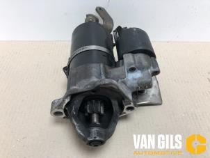 Usados Motor de arranque Volkswagen Passat Variant (3B6) 2.0 20V Precio € 65,00 Norma de margen ofrecido por Van Gils Automotive