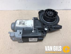 Used Door window motor Peugeot 207/207+ (WA/WC/WM) 1.4 16V VTi Price on request offered by Van Gils Automotive