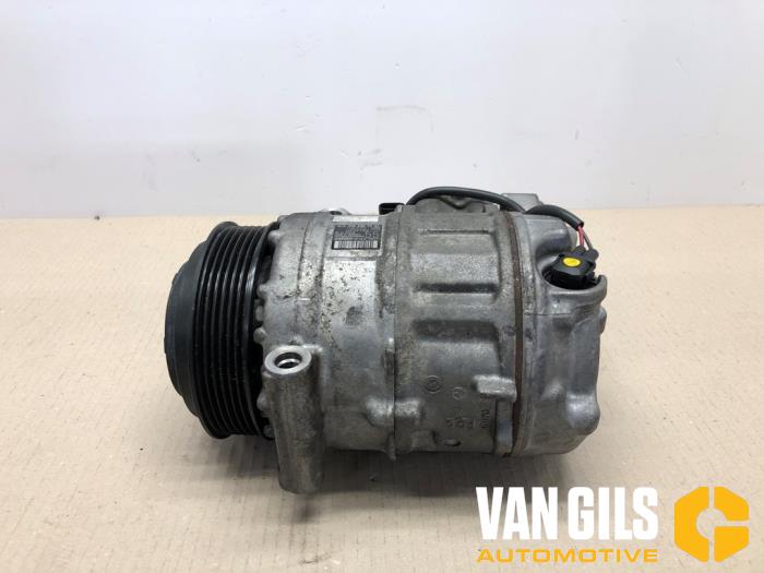 Air conditioning pump from a Mercedes-AMG GLE AMG Coupe (C292) 5.5 63 S AMG V8 biturbo 32V 4-Matic 2017