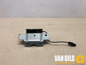 Used Antenna Amplifier Mercedes GLE AMG Coupe (C292) 5.5 63 S AMG V8 biturbo 32V 4-Matic Price € 34,99 Margin scheme offered by Van Gils Automotive
