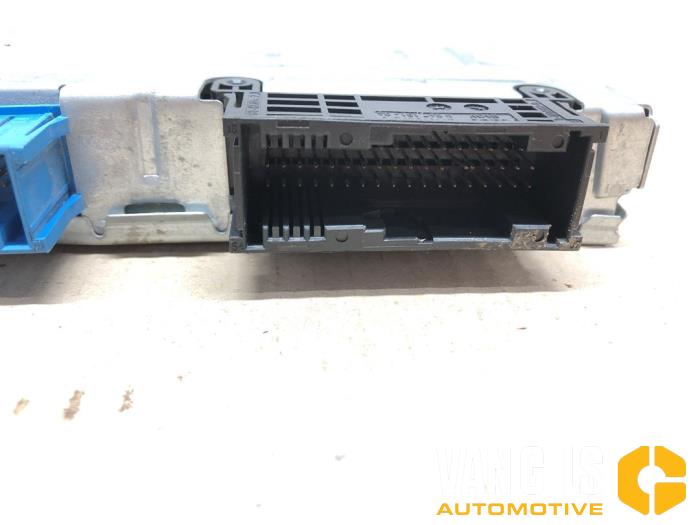 Gateway module from a BMW 5 serie Touring (F11) 535i 24V TwinPower Turbo 2010