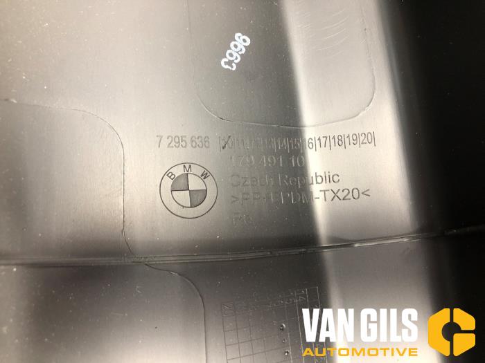 Tapizado de maletero derecha de un BMW 3 serie Gran Turismo (F34) 320d 2.0 16V 2017