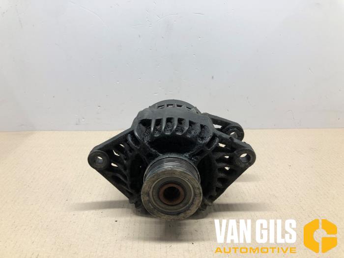Gebrauchte Dynamo Fiat Doblo Cargo (223) 1.9 JTD Preis € 75,00 Margenregelung angeboten von Van Gils Automotive