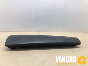 Used Taillight edging, left Landrover Freelander II 2.2 td4 16V Price on request offered by Van Gils Automotive