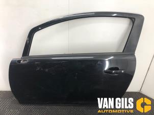 Gebrauchte Tür 2-türig links Opel Corsa D 1.4 16V Twinport Preis auf Anfrage angeboten von Van Gils Automotive