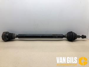 Używane Os napedowa prawy przód Volkswagen Golf V (1K1) 1.4 FSI 16V Cena € 35,00 Procedura marży oferowane przez Van Gils Automotive
