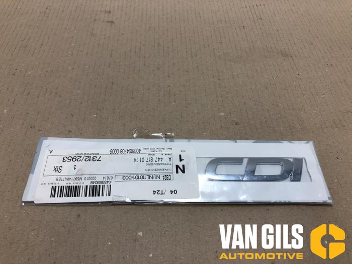 Nya Emblem Mercedes Vito (447.6) 2.2 114 CDI 16V 4x4 Pris € 36,29 Inklusive moms erbjuds av Van Gils Automotive