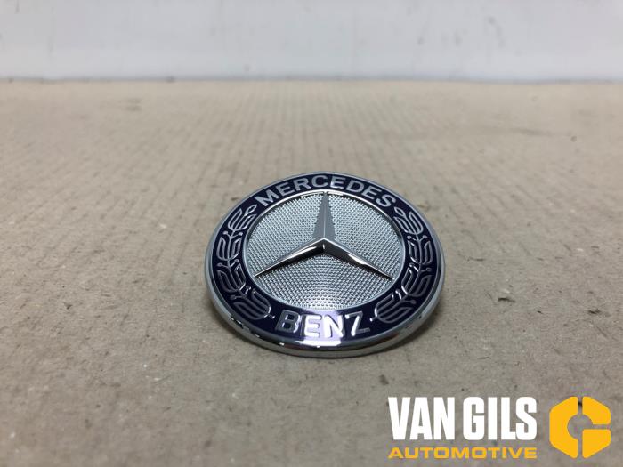 Emblemat z Mercedes-Benz CLS (C218) 350 CDI BlueEfficiency 3.0 V6 24V 4-Matic 2022