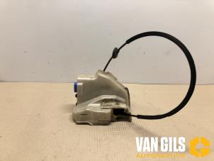 Used Door lock mechanism 2-door, left Volkswagen Golf V (1K1) 1.4 16V Price on request offered by Van Gils Automotive