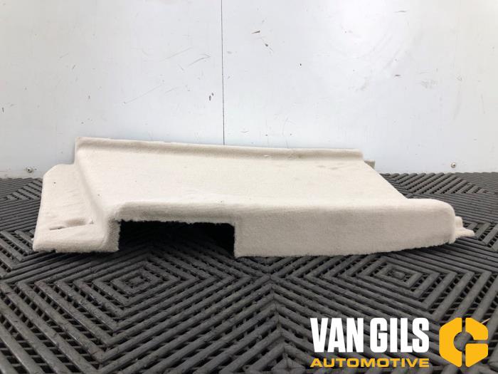 Boot lining left from a BMW X5 (F15) xDrive 40e PHEV 2.0 2015
